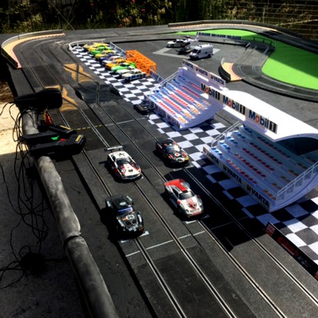 Circuit de voitures électrique Slot racing